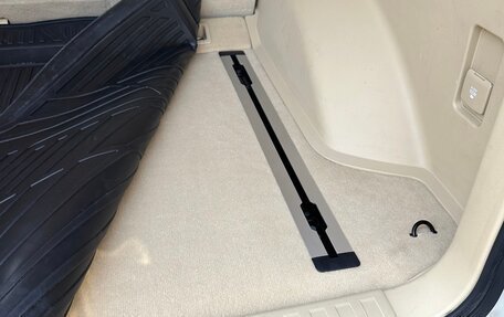 Toyota Land Cruiser Prado 150 рестайлинг 2, 2016 год, 4 200 000 рублей, 8 фотография