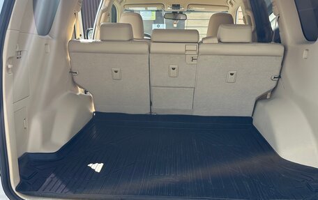 Toyota Land Cruiser Prado 150 рестайлинг 2, 2016 год, 4 200 000 рублей, 7 фотография