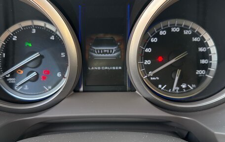 Toyota Land Cruiser Prado 150 рестайлинг 2, 2016 год, 4 200 000 рублей, 18 фотография