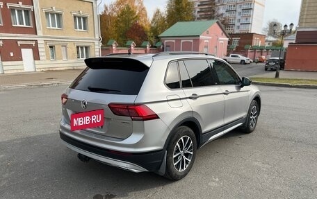 Volkswagen Tiguan II, 2020 год, 2 900 000 рублей, 3 фотография