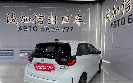 Honda Fit, 2022 год, 1 282 000 рублей, 6 фотография