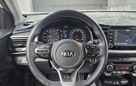 KIA Stonic, 2020 год, 1 190 005 рублей, 11 фотография