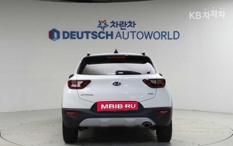 KIA Stonic, 2020 год, 1 190 005 рублей, 4 фотография