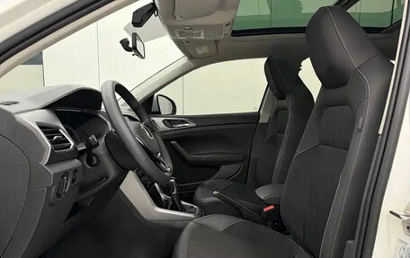 Volkswagen T-Cross I, 2021 год, 1 200 666 рублей, 15 фотография