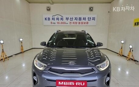 KIA Stonic, 2020 год, 1 205 005 рублей, 2 фотография