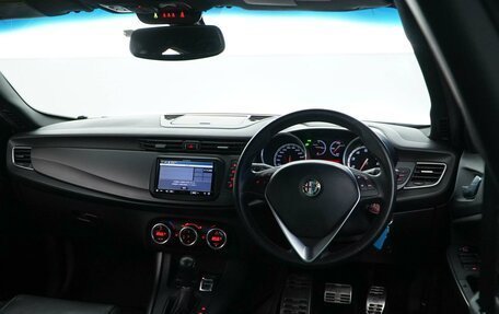 Alfa Romeo Giulietta, 2014 год, 1 057 077 рублей, 6 фотография