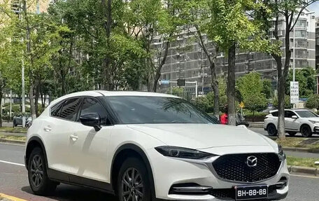 Mazda CX-4, 2023 год, 2 070 000 рублей, 3 фотография