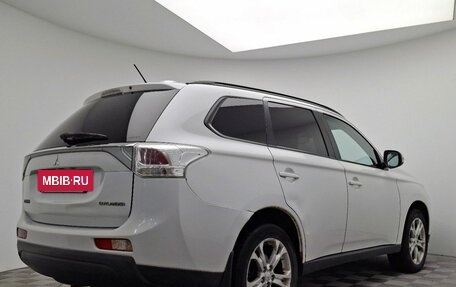 Mitsubishi Outlander III рестайлинг 3, 2012 год, 1 114 000 рублей, 7 фотография