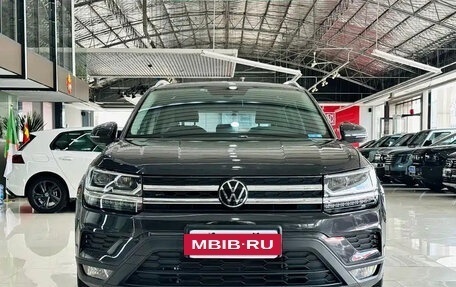 Volkswagen Tharu, 2023 год, 1 520 888 рублей, 2 фотография