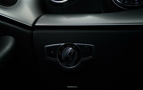 Mercedes-Benz E-Класс, 2017 год, 2 351 055 рублей, 20 фотография