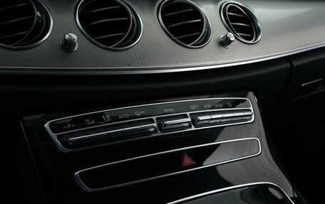 Mercedes-Benz E-Класс, 2017 год, 2 351 055 рублей, 17 фотография