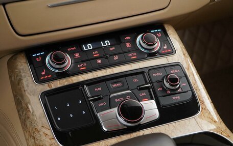 Audi A8, 2013 год, 1 777 077 рублей, 25 фотография