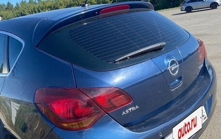 Opel Astra J, 2011 год, 850 000 рублей, 3 фотография