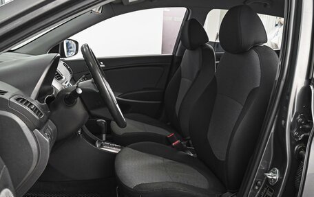 Hyundai Solaris II рестайлинг, 2012 год, 950 000 рублей, 10 фотография