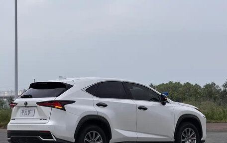 Lexus NX I, 2020 год, 2 800 000 рублей, 5 фотография