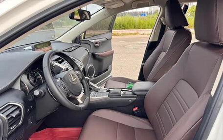 Lexus NX I, 2020 год, 2 800 000 рублей, 7 фотография