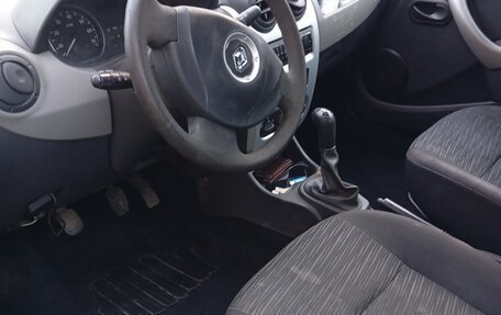 Renault Logan I, 2010 год, 270 000 рублей, 7 фотография