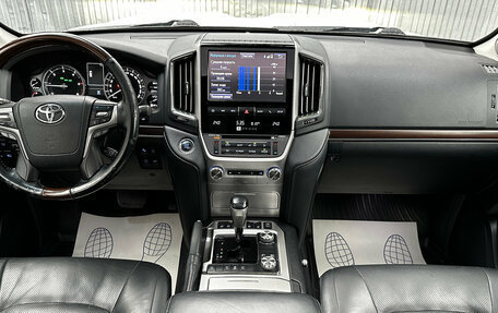 Toyota Land Cruiser 200, 2016 год, 5 400 000 рублей, 12 фотография