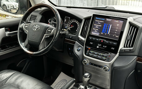 Toyota Land Cruiser 200, 2016 год, 5 400 000 рублей, 14 фотография
