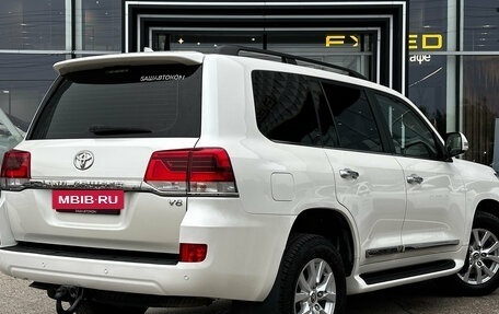 Toyota Land Cruiser 200, 2016 год, 5 400 000 рублей, 6 фотография