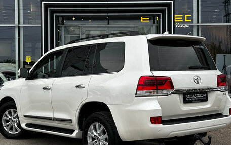 Toyota Land Cruiser 200, 2016 год, 5 400 000 рублей, 10 фотография