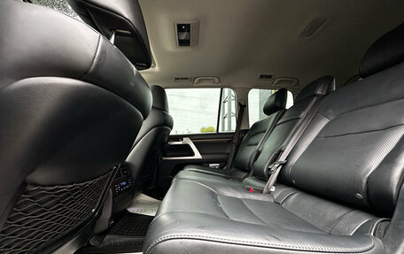 Toyota Land Cruiser 200, 2016 год, 5 400 000 рублей, 26 фотография