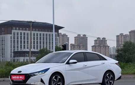 Hyundai Elantra, 2023 год, 1 582 000 рублей, 5 фотография