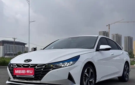 Hyundai Elantra, 2023 год, 1 582 000 рублей, 3 фотография