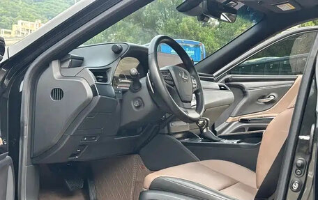Lexus ES VII, 2022 год, 2 580 500 рублей, 10 фотография
