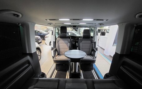 Volkswagen Multivan T6 рестайлинг, 2022 год, 13 990 000 рублей, 25 фотография