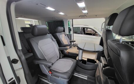 Volkswagen Multivan T6 рестайлинг, 2022 год, 13 990 000 рублей, 28 фотография
