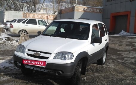 Chevrolet Niva I рестайлинг, 2016 год, 580 000 рублей, 4 фотография