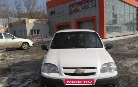 Chevrolet Niva I рестайлинг, 2016 год, 580 000 рублей, 8 фотография