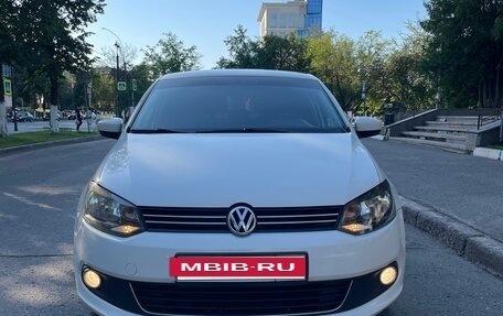 Volkswagen Polo VI (EU Market), 2010 год, 625 000 рублей, 2 фотография
