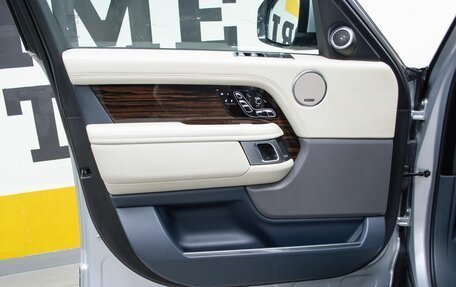Land Rover Range Rover IV рестайлинг, 2018 год, 5 999 000 рублей, 8 фотография