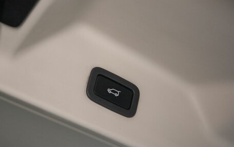 Land Rover Range Rover IV рестайлинг, 2018 год, 5 999 000 рублей, 36 фотография
