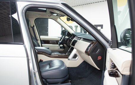 Land Rover Range Rover IV рестайлинг, 2018 год, 5 999 000 рублей, 33 фотография