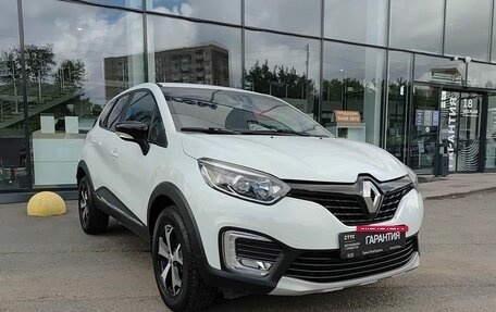 Renault Kaptur I рестайлинг, 2018 год, 1 370 000 рублей, 3 фотография