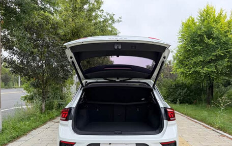 Volkswagen T-Roc I, 2022 год, 1 690 000 рублей, 15 фотография