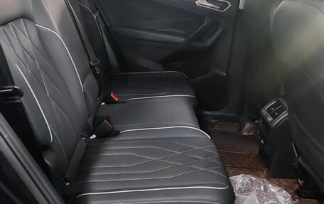 Volkswagen Tiguan II, 2023 год, 2 310 000 рублей, 8 фотография