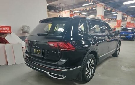 Volkswagen Tiguan II, 2023 год, 2 310 000 рублей, 5 фотография