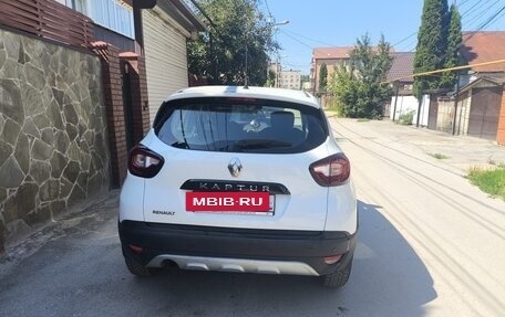 Renault Kaptur I рестайлинг, 2019 год, 1 050 000 рублей, 3 фотография