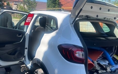Renault Kaptur I рестайлинг, 2019 год, 1 050 000 рублей, 13 фотография