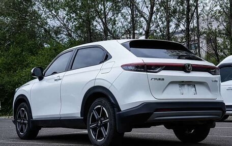 Honda Vezel, 2023 год, 1 630 000 рублей, 5 фотография