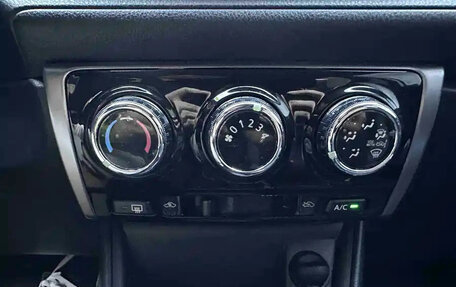 Toyota Yaris, 2022 год, 1 280 111 рублей, 11 фотография