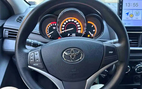 Toyota Yaris, 2022 год, 1 280 111 рублей, 10 фотография