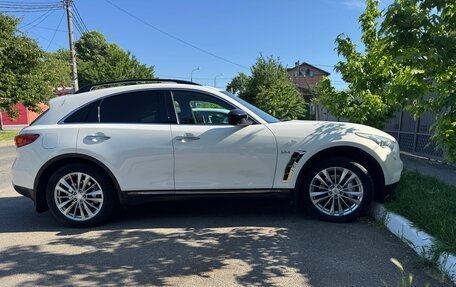 Infiniti QX70, 2014 год, 2 200 000 рублей, 5 фотография