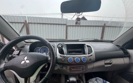 Mitsubishi L200 IV рестайлинг, 2008 год, 850 000 рублей, 5 фотография