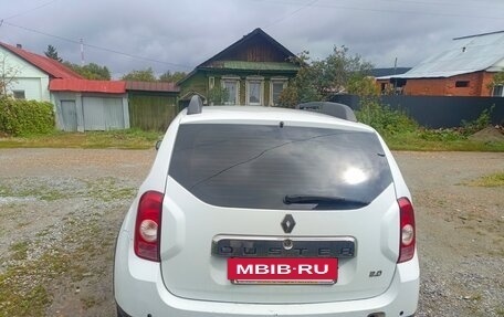 Renault Duster I рестайлинг, 2014 год, 900 000 рублей, 3 фотография
