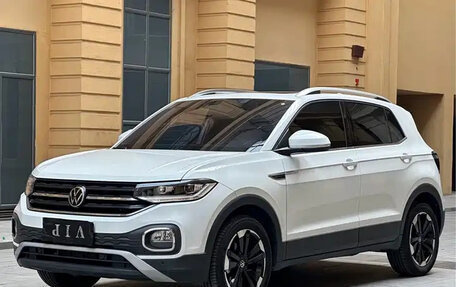 Volkswagen T-Cross I, 2023 год, 1 460 500 рублей, 1 фотография